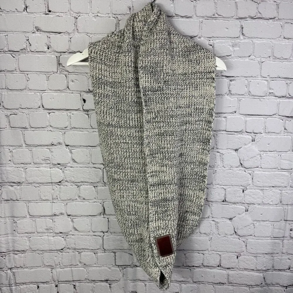 Love Your Melon Knit Infinity Scarf Navy Gray